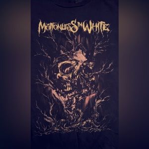 Motionless in white band shirt! size m!